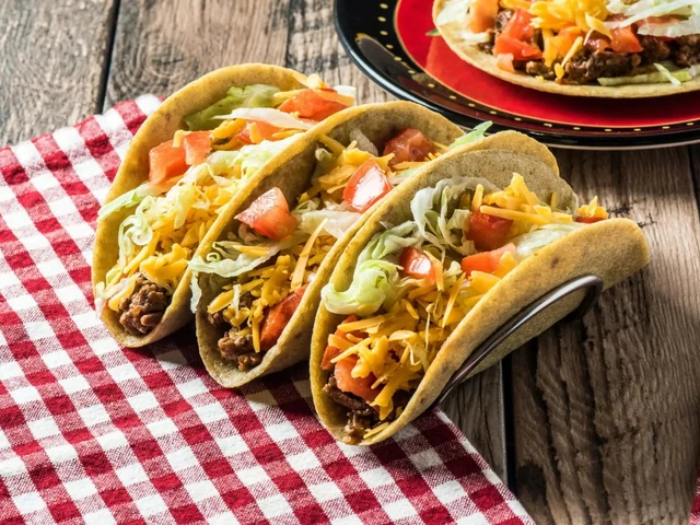 What are good, authentic Mexican ground beef taco recipes?
